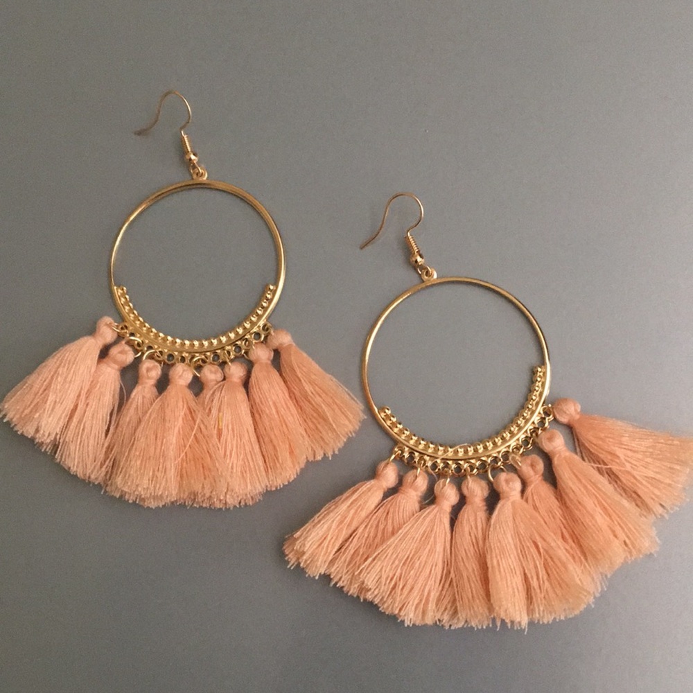 5/$25 πHPπ tassel earrings - Picture 1 of 5